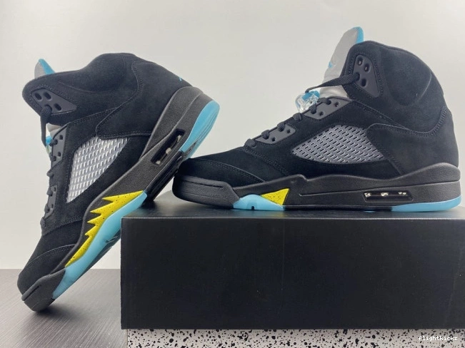 5 DD0587-047 Jordan Aqua Air 0917